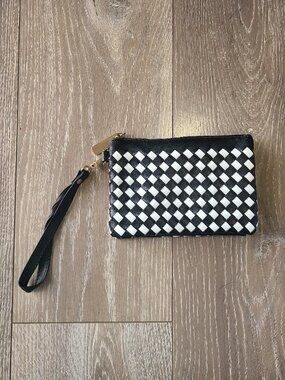Woven Checkered Clutch Purse